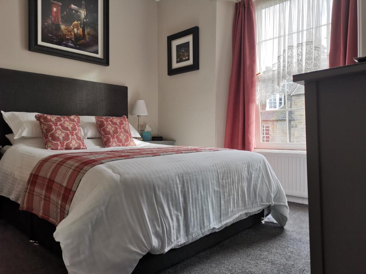 Munro Guest House Стърлинг Екстериор снимка