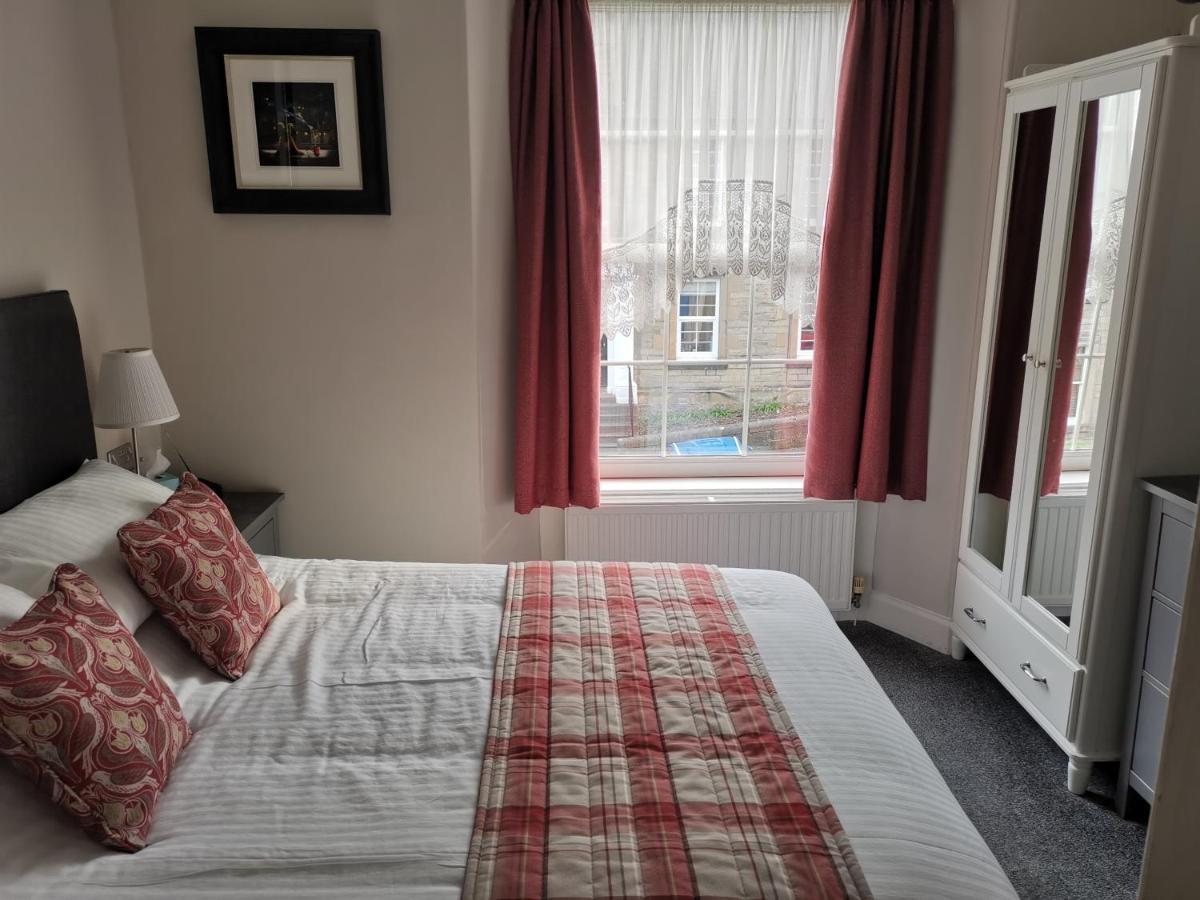 Munro Guest House Стърлинг Екстериор снимка