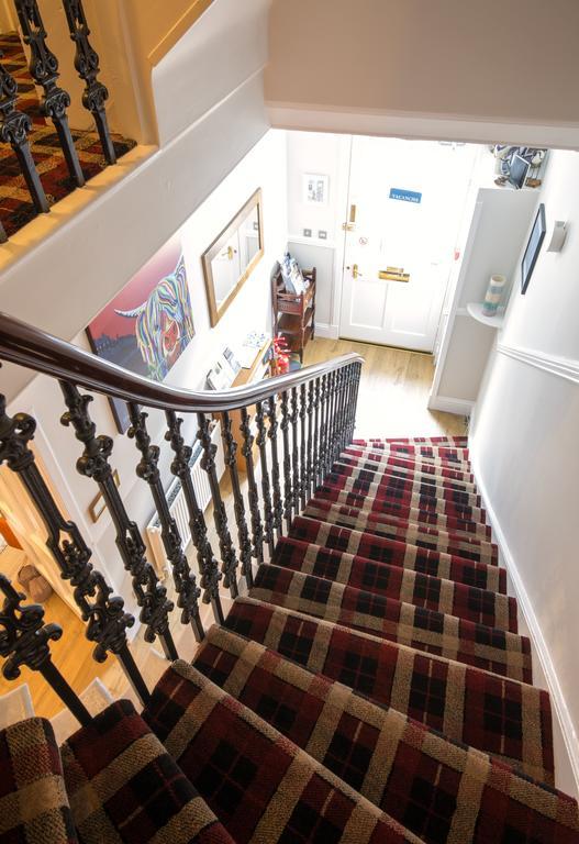 Munro Guest House Стърлинг Екстериор снимка