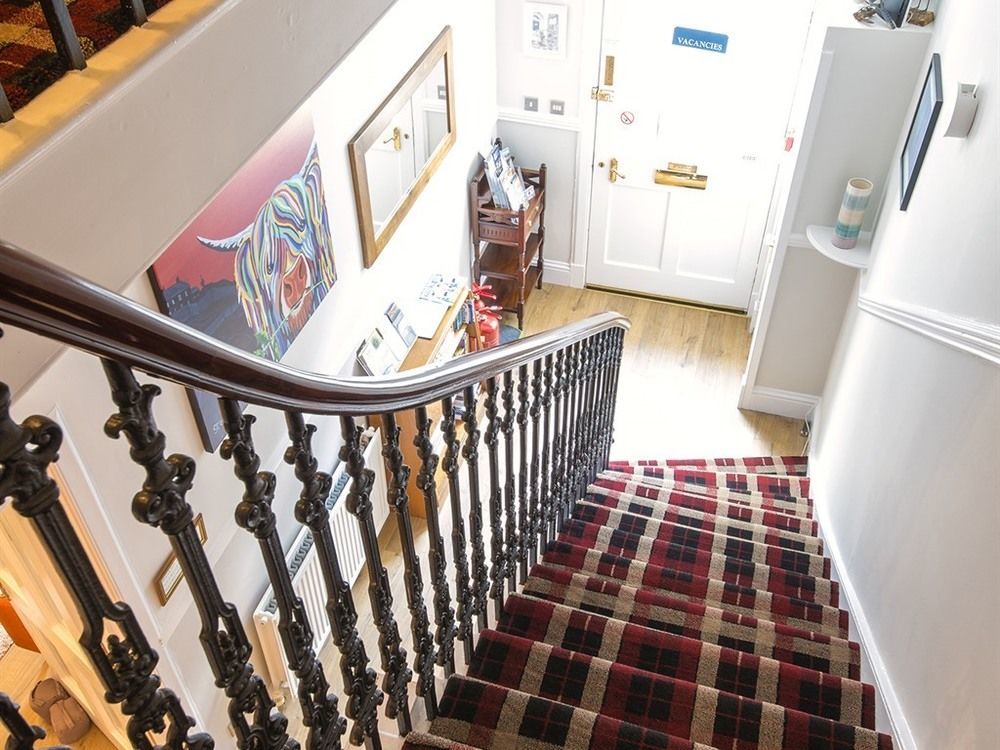 Munro Guest House Стърлинг Екстериор снимка